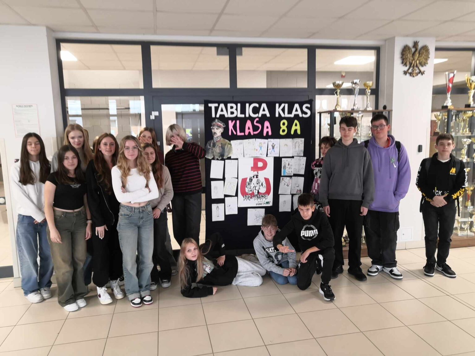 Szkoła Podstawowa Nr 3 Ząbki Tablica klas – Szkoła Podstawowa Nr 3